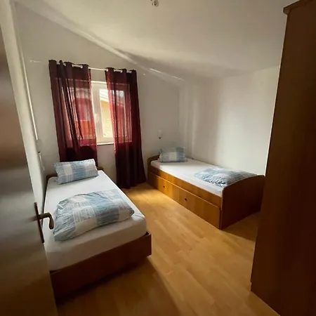 Nikolina Apartament Novi Vinodolski