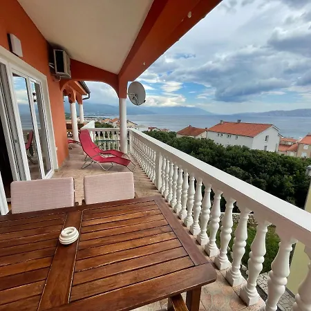 Apartment Nikolina Novi Vinodolski